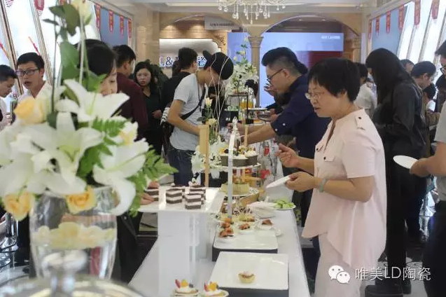 1481534686692811.png blob.png