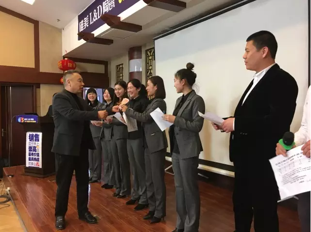 1488856923536305.png blob.png