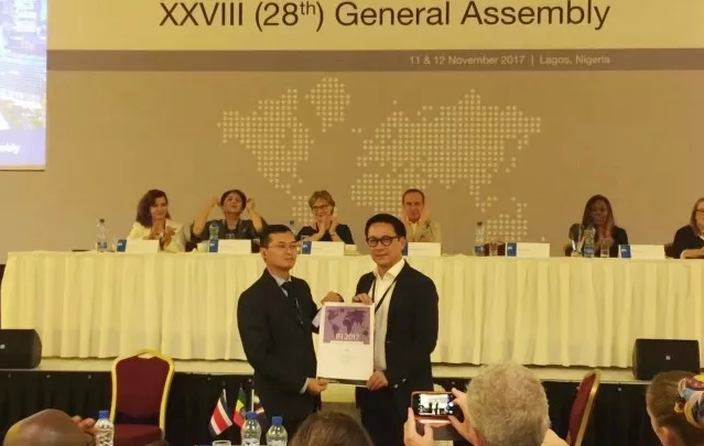 1510730654779649.png blob.png